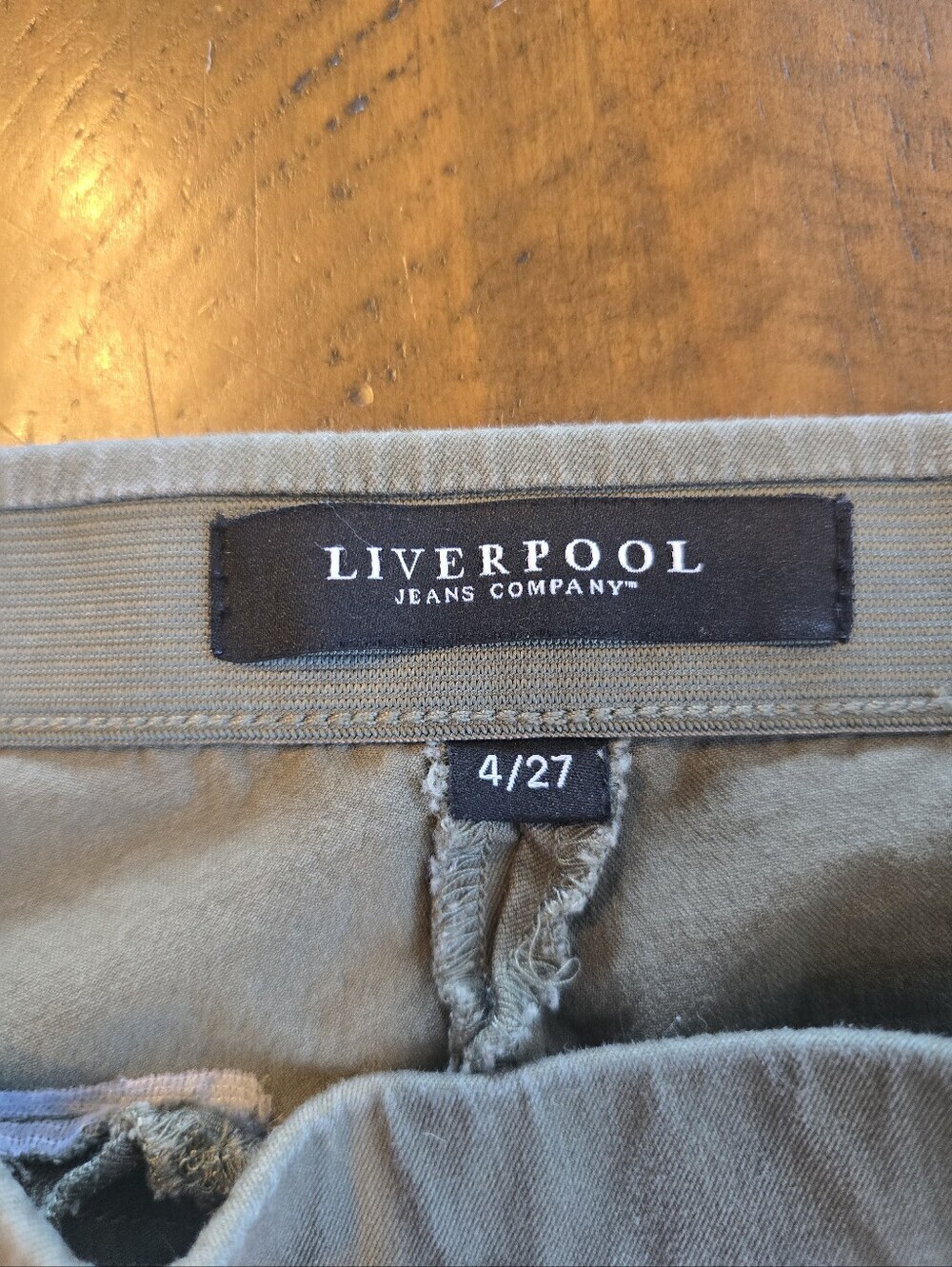 Liverpool Light Olive Green Pull On Ankle Pants 4 - Picture 5 of 7